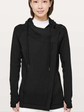 Lululemon Coast Easy Wrap Zip Cardigan Jacket Size 6 Black Cowl Neck Thumb Holes